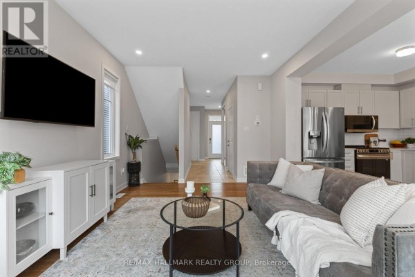 1015 Cottontail Walk, Ottawa, ON K4A5H7 Photo 5