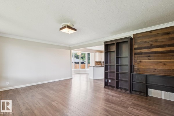 Bedroom 2 - 10151 71 St Nw, Edmonton, AB T6A2V6 Photo 5