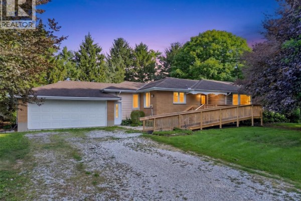 Office - 10156 Longwoods Road, Chatham, ON N7M5J7 Photo 2