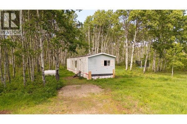 Kitchen - 1016 240 Road, Fort St  John, BC V0C1K0 Photo 4