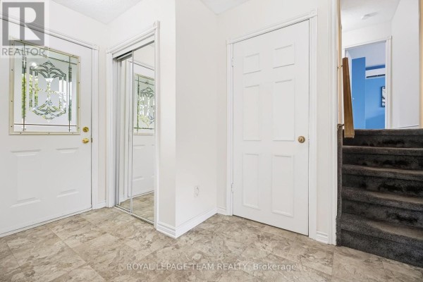 Dining room - 1016 Boucher Crescent, Ottawa, ON K4M1B3 Photo 4