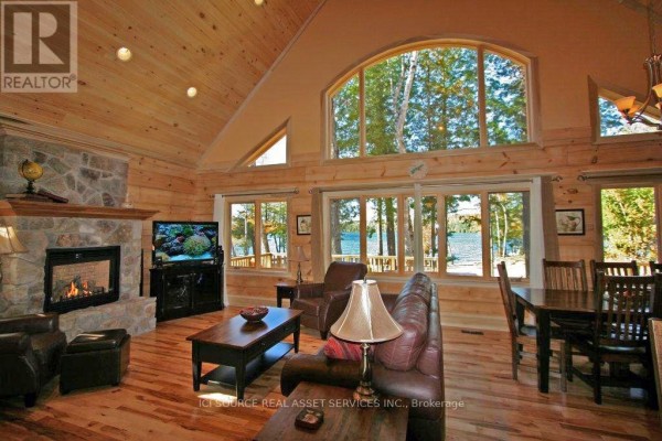 1016 Twin Pine Lane, Frontenac, ON, photo 3