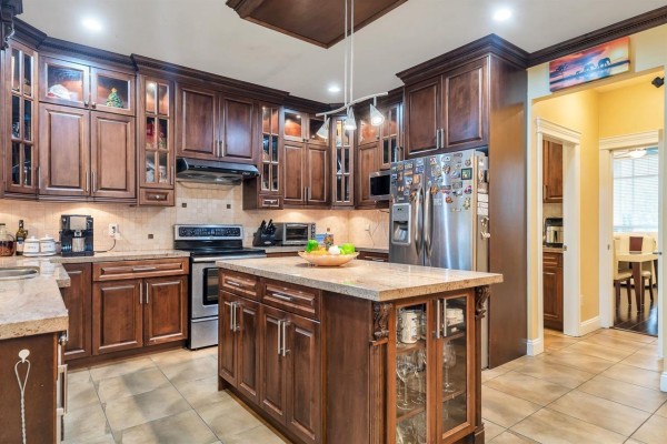 10163 177a Street, Surrey, BC V4N5V9 Photo 5