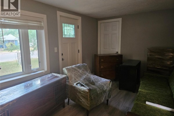 4pc Bathroom - 1017 Coteau Street W, Moose Jaw, SK S6H5G3 Photo 5