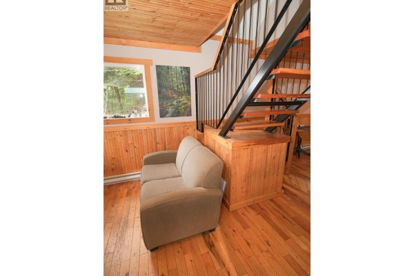 Laundry room - 1017 Hume Street, Slocan, BC V0G2C0 Photo 4