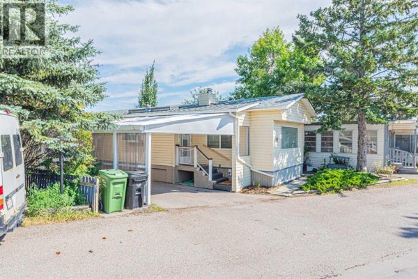 102, 3223 83 Street Nw, Calgary, AB, photo 2