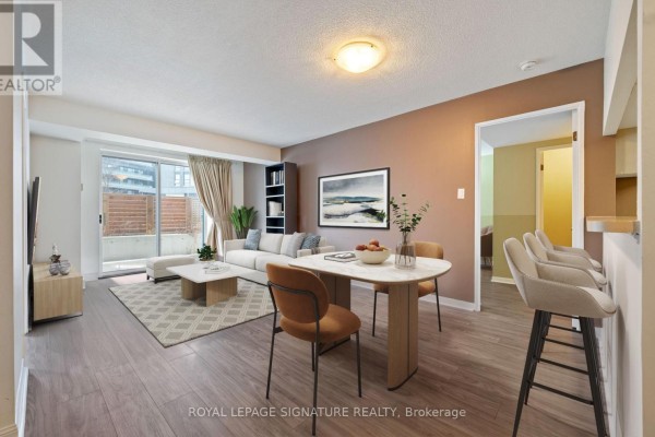 102 - 101 Subway Crescent, Toronto, ON, photo 3