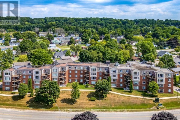Laundry room - 102 - 11 Beck Boulevard, Penetanguishene, ON L9M2G1 Photo 5