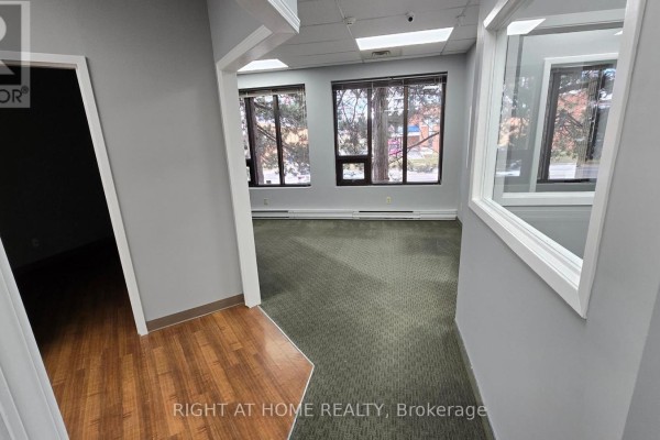 102 - 2201 Warden Avenue, Toronto, ON M1T1V5 Photo 3