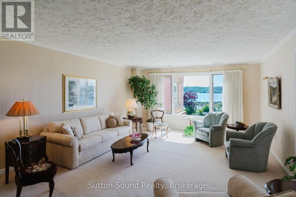 Living room - 102 - 2555 3rd Avenue W, Owen Sound, ON N4K6T8 Photo 4