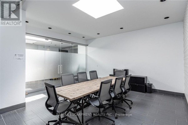 102 - 33 Villiers Street, Toronto, ON M5A1A9 Photo 4