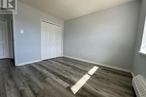 102 - 363 Lakeshore Road E, Mississauga, ON L5G1H7 Photo 5