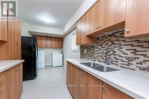 102 - 370 Dixon Road, Toronto, ON, photo 2