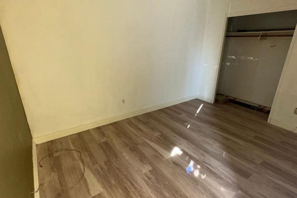 102 - 50 Gulliver Road, Toronto, ON M6M2N2 Photo 4