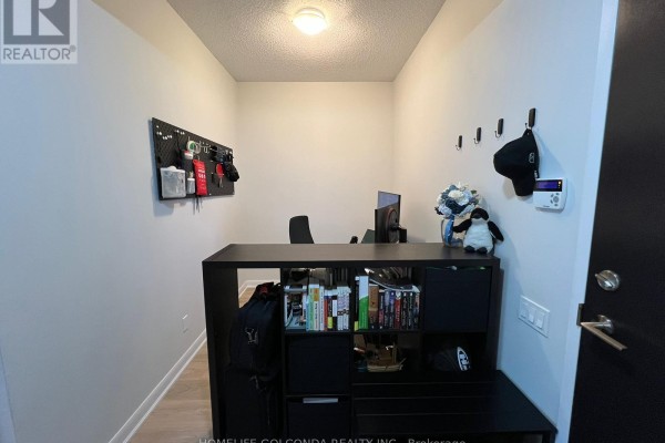 102 - 5168 Yonge Street, Toronto, ON M2N0G1 Photo 5