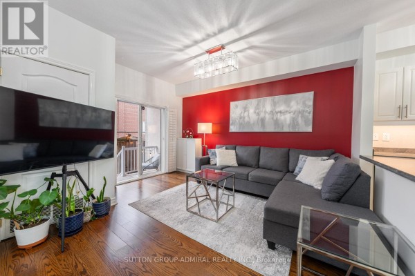 Kitchen - 102 - 9944 Keele Street, Vaughan, ON L6A3Z4 Photo 4