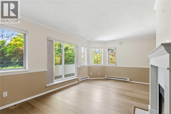 Bedroom - 102 1270 Johnson St, Victoria, BC V8V3P1 Photo 5