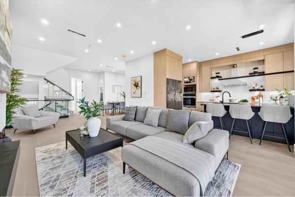 102 15871 111a Avenue, Surrey, BC V4N5B4 Photo 4