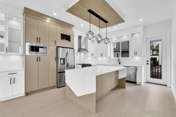 102 166xx 18a Avenue, Surrey, BC V3Z9X5 Photo 4