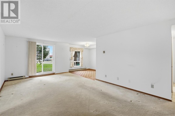 102-206 Breton Rd, Sault Ste  Marie, ON, photo 3