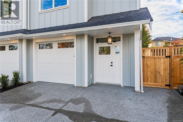 102 2237 Ashlee Rd, Nanaimo, BC, photo 3
