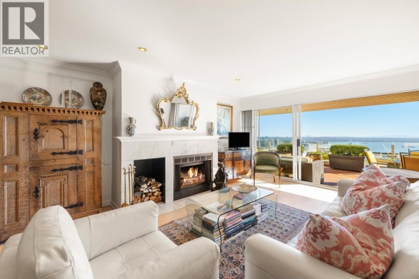 102 2274 Folkestone Way, West Vancouver, BC V7S2X7 Photo 4