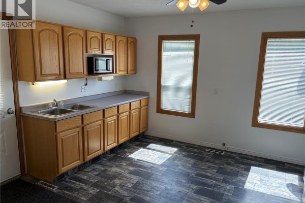 Living room - 102 2nd Avenue N, Big River, SK S0J0E0 Photo 2