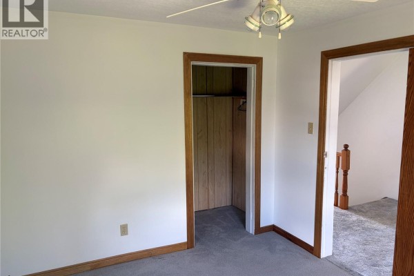 Enclosed porch - 102 2nd Avenue N, Big River, SK S0J0E0 Photo 5