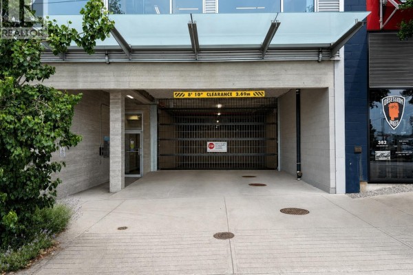102 370 E Esplanade Avenue, North Vancouver, BC V7L1A4 Photo 5