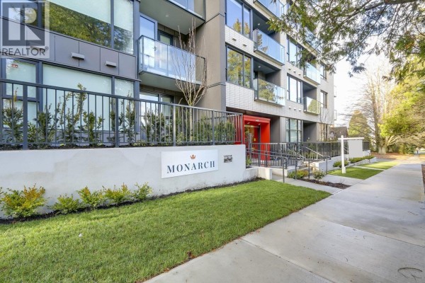 102 4427 Cambie Street, Vancouver
