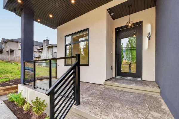 102 5642 144 St Street, Surrey, BC V3X1A7 Photo 4