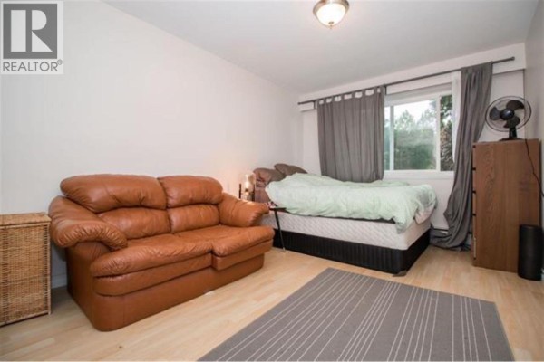 102 5770 Hastings Street, Burnaby, BC V5B1R6 Photo 5