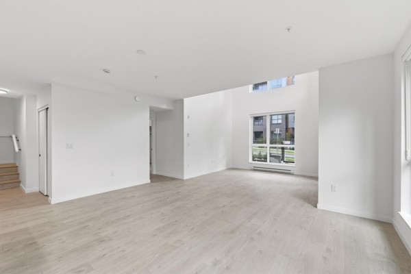 102 6585 195a Street, Surrey, BC V4N6B5 Photo 5