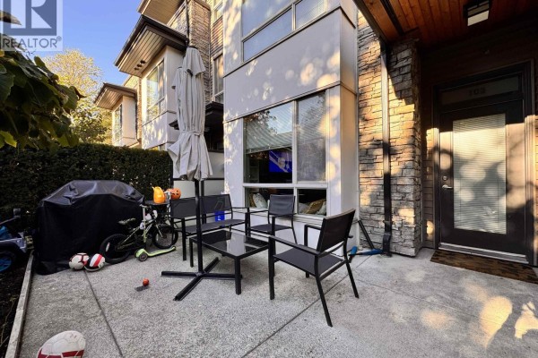 102 7488 Byrnepark Walk, Burnaby, BC V3N0G6 Photo 2