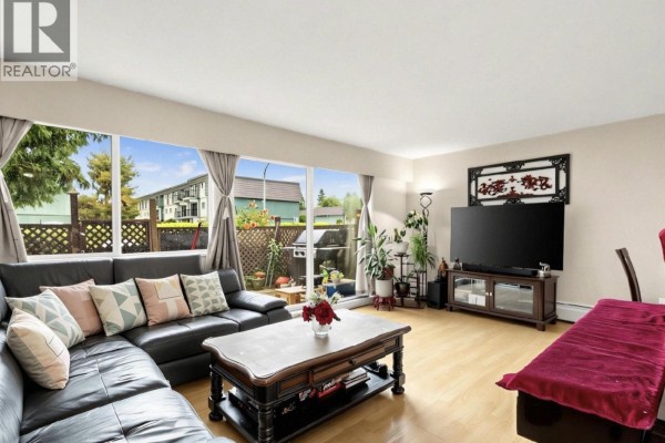 102 8020 Ryan Road, Richmond, BC V7A2E5 Photo 3
