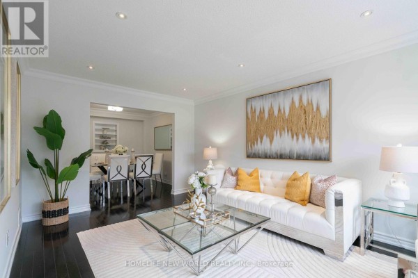Family room - 102 Alexmuir Boulevard, Toronto, ON M1V1H4 Photo 4