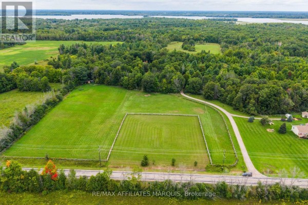 102 Bay Road, Rideau Lakes, ON K0G1L0 Photo 2