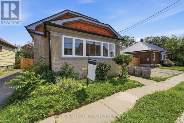 102 Beech Street, St  Catharines, ON, photo 2