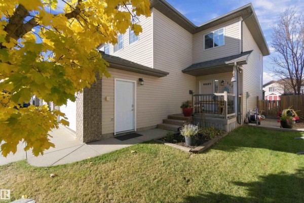 Kitchen - 102 Boxwood Bn, Fort Saskatchewan, AB T8L0B8 Photo 3