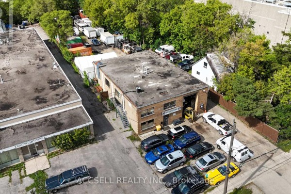 102 Cartwright Avenue, Toronto, ON, photo 2