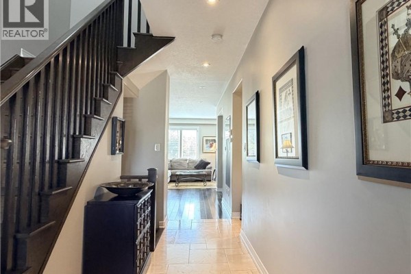 4pc Ensuite bath - 102 Galileo Drive, Stoney Creek, ON L8E0H1 Photo 5