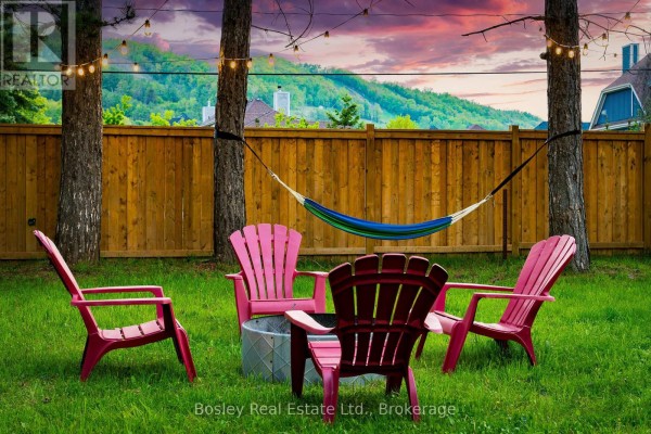 102 Helen Street, Blue Mountains, ON, photo 3