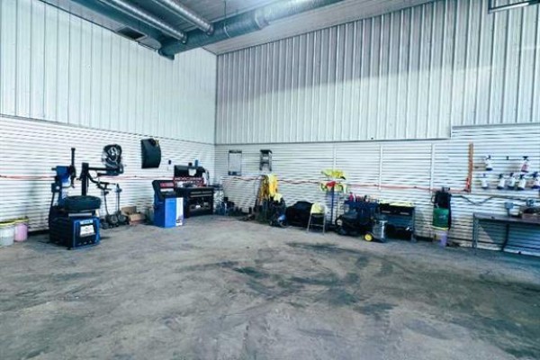 102 Joblin Street, Hinton, AB T7V1G7 Photo 5