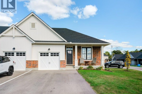 102 Livingston Drive, Tillsonburg