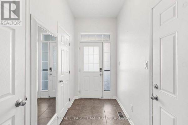 Recreational, Games room - 102 Lochnaw Private, Ottawa, ON K2J5X6 Photo 4