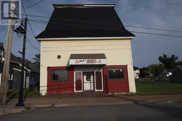 102 Main Street, Trenton, NS, photo 2