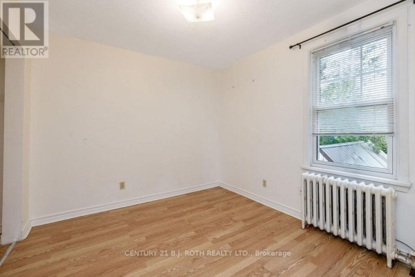 102 West Street N, Orillia, ON L3V5C3 Photo 5
