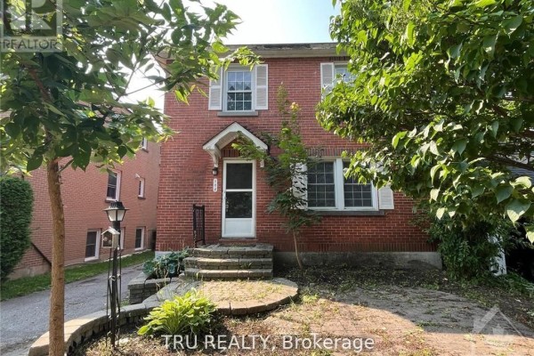 102 Putman Avenue, Ottawa, ON K1M1Z6 Photo 3