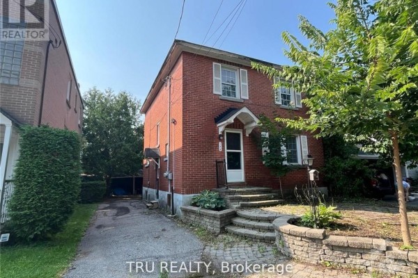 102 Putman Avenue, Ottawa, ON K1M1Z6 Photo 4