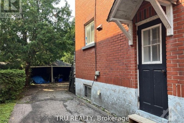 102 Putman Avenue, Ottawa, ON K1M1Z6 Photo 5